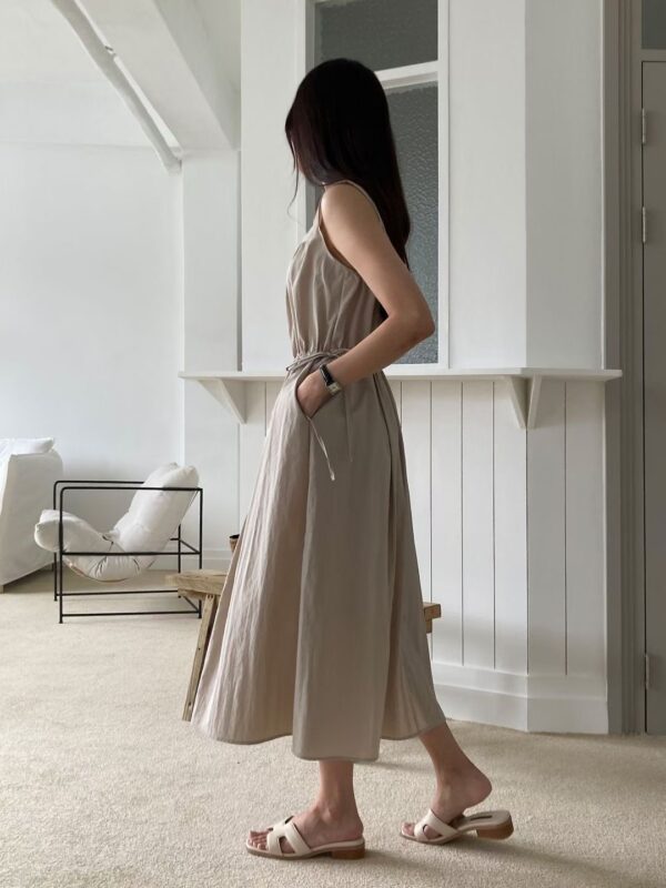 /Premium/ Waist String Sleeveless Midi Dress